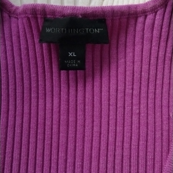 Bundle Of 3 Sexy & Tight Tops, XL - Picture 3 of 4